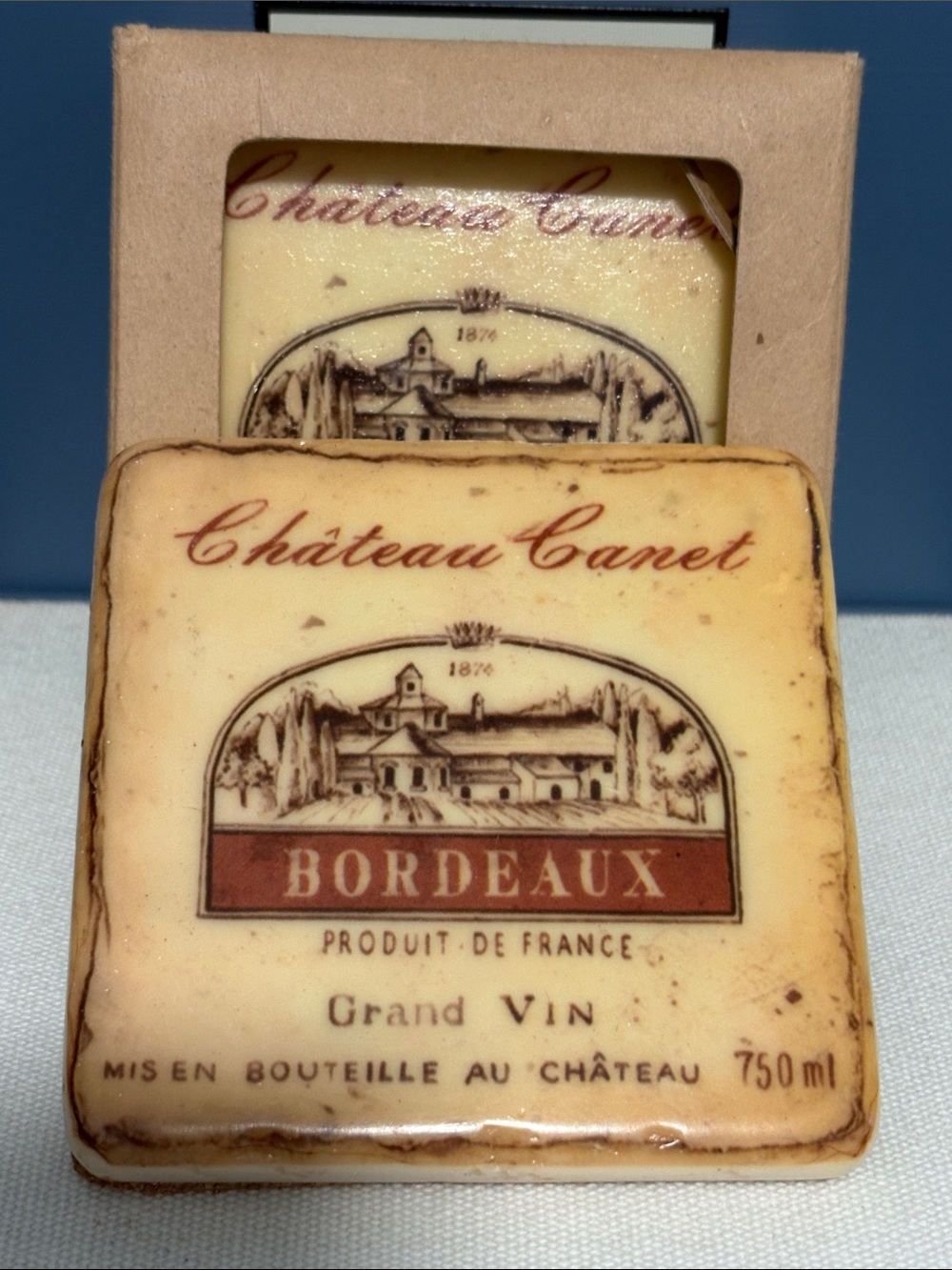 NIB 4 Pc Chateau Canet Bordeaux Ceramic Coaster Set